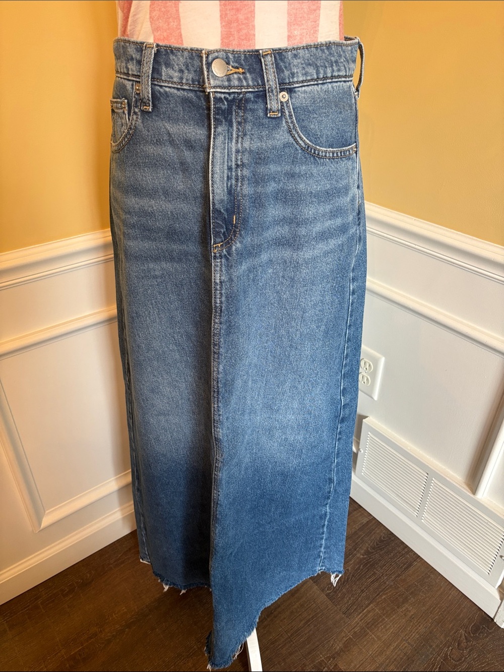 Universal Thread Medium Blue Denim Maxi Skirt with Raw Hem
